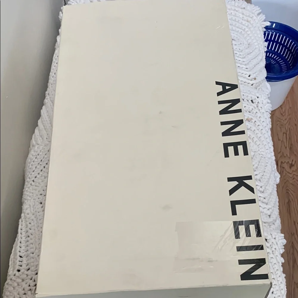 Anne Klein Tan Over the Knee Boots with Chunky Heel - Picture 2 of 4